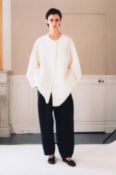 Look 19